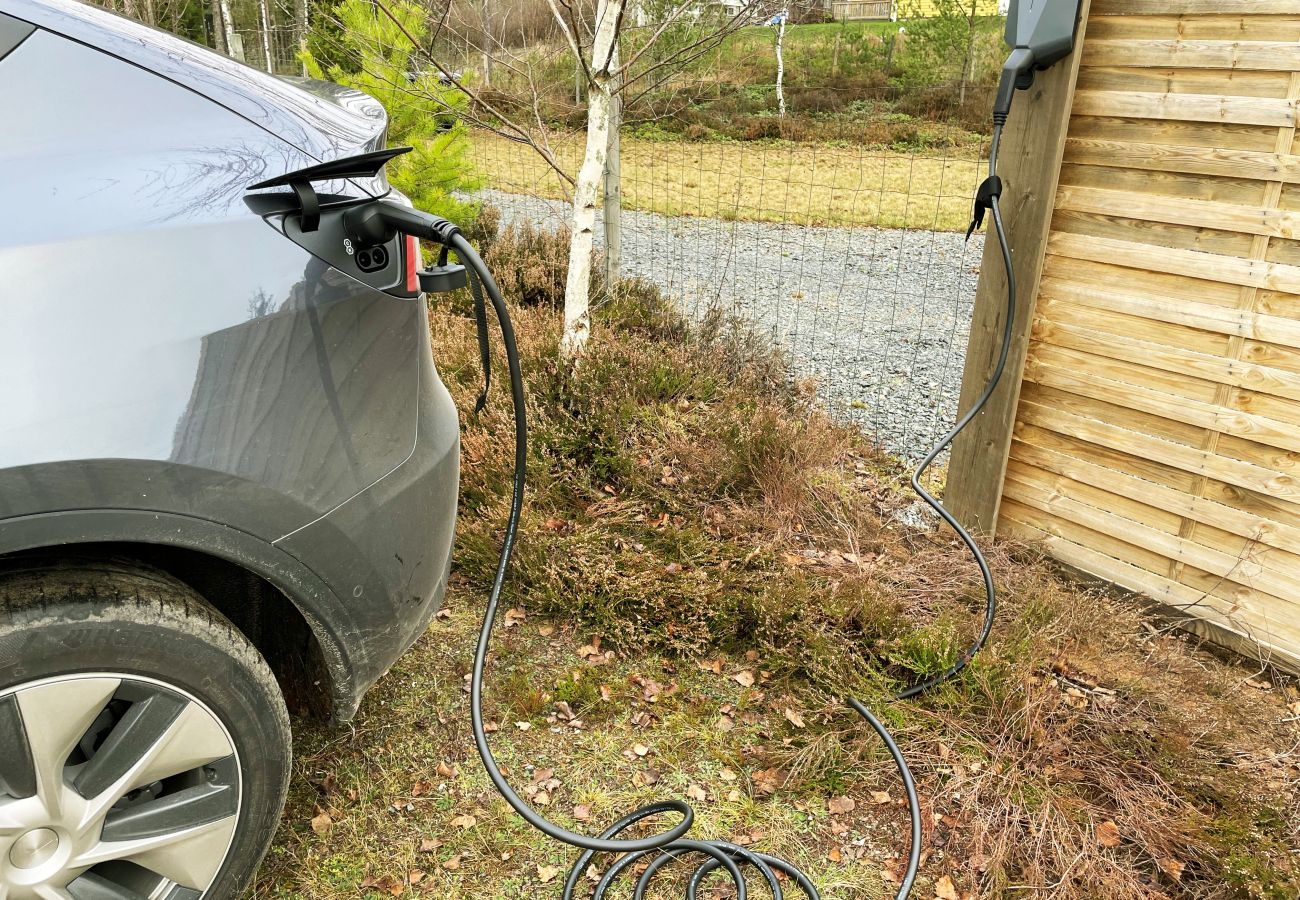 Stuga i Vaggeryd - Stuga med sjötomt och panoramautsikt över sjön Fängen, Vaggeryd | SE07026