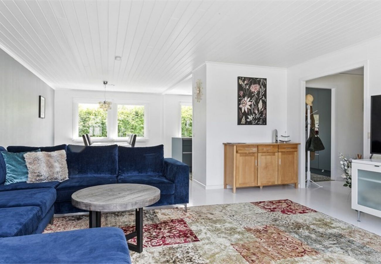 Stuga i Skällinge - Modern villa i Skällinge, Varberg med bastu och gym | SE02053