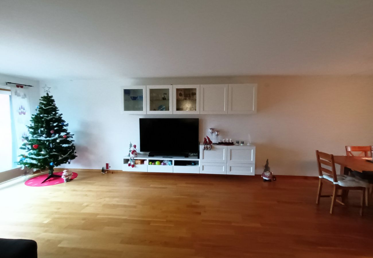 Stuga i Ängelholm - Trevligt radhus nära Ängelholms centrum | SE01035