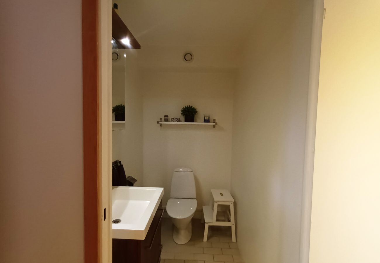 Stuga i Ängelholm - Trevligt radhus nära Ängelholms centrum | SE01035