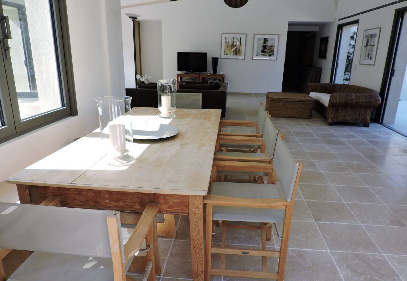 Villa i Saint-Tropez - Villa la Font - Etoiles du Sud