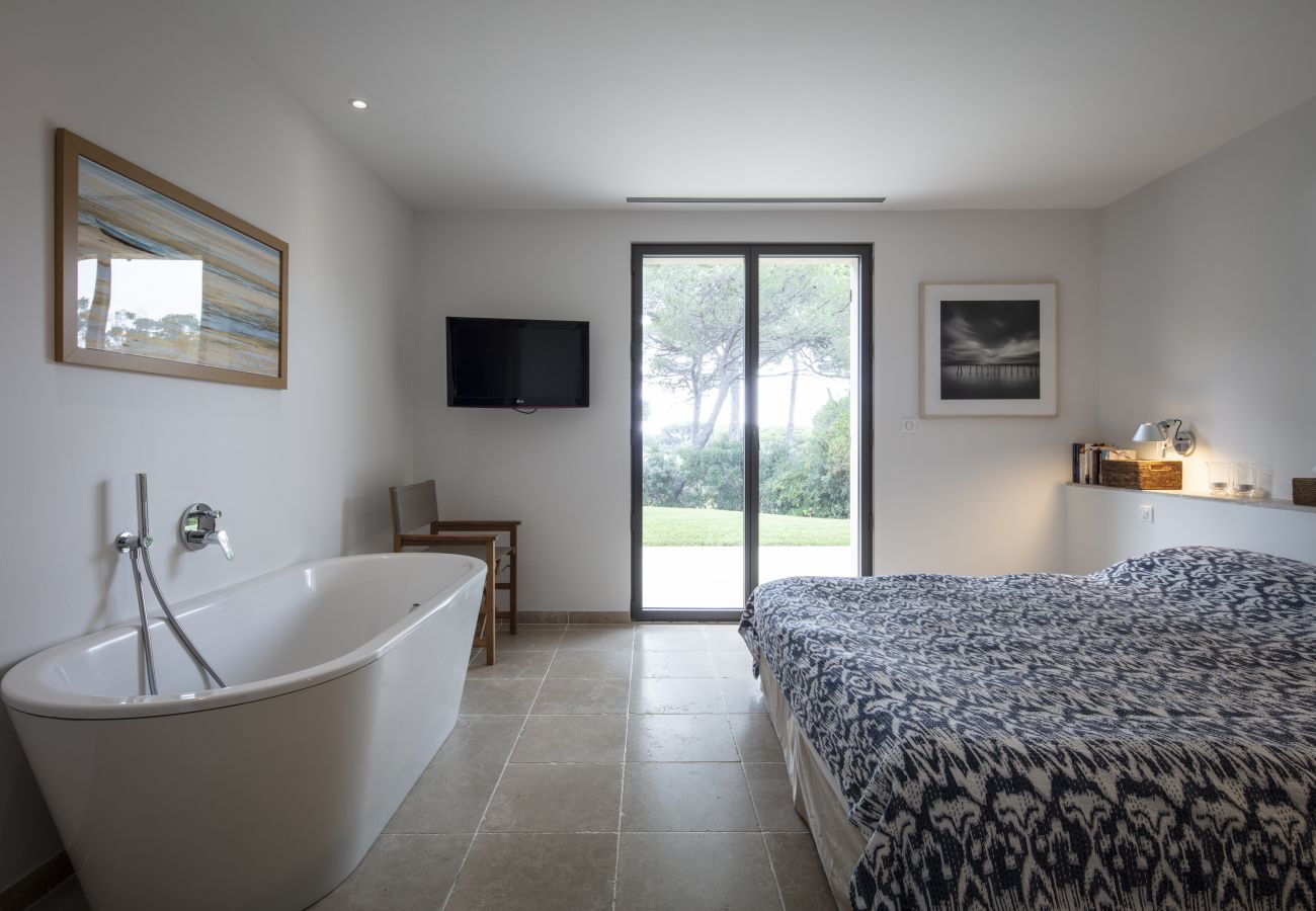 Villa i Saint-Tropez - Villa la Font - Etoiles du Sud