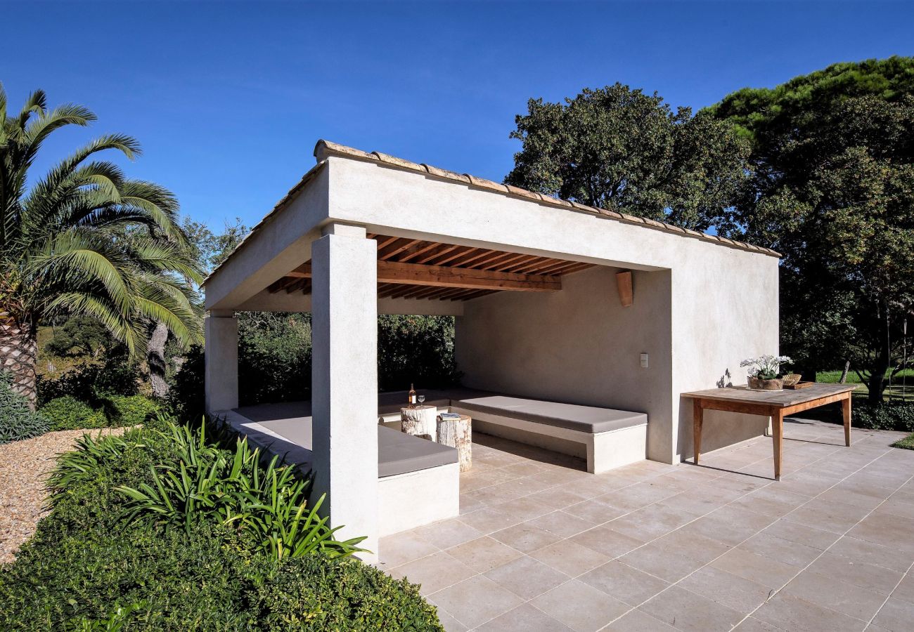 Villa i Saint-Tropez - Villa la Font - Etoiles du Sud
