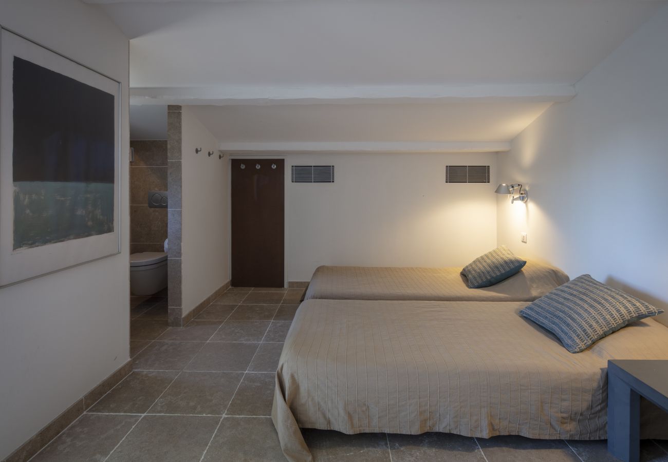 Villa i Saint-Tropez - Villa la Font - Etoiles du Sud