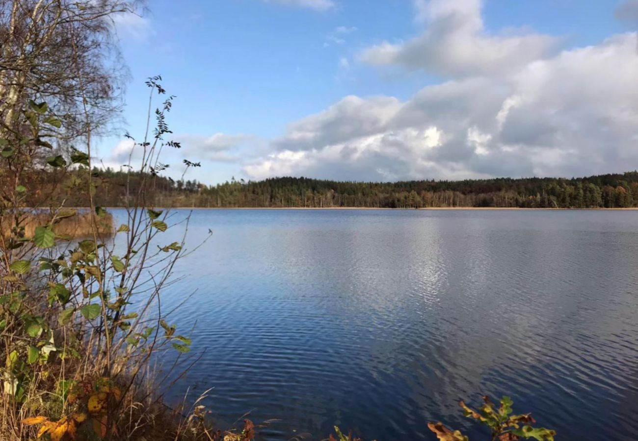 Stuga i Ljungskile - StayNordic | Stuga i Ljungskile nära vackra promenadstigar | SE09031