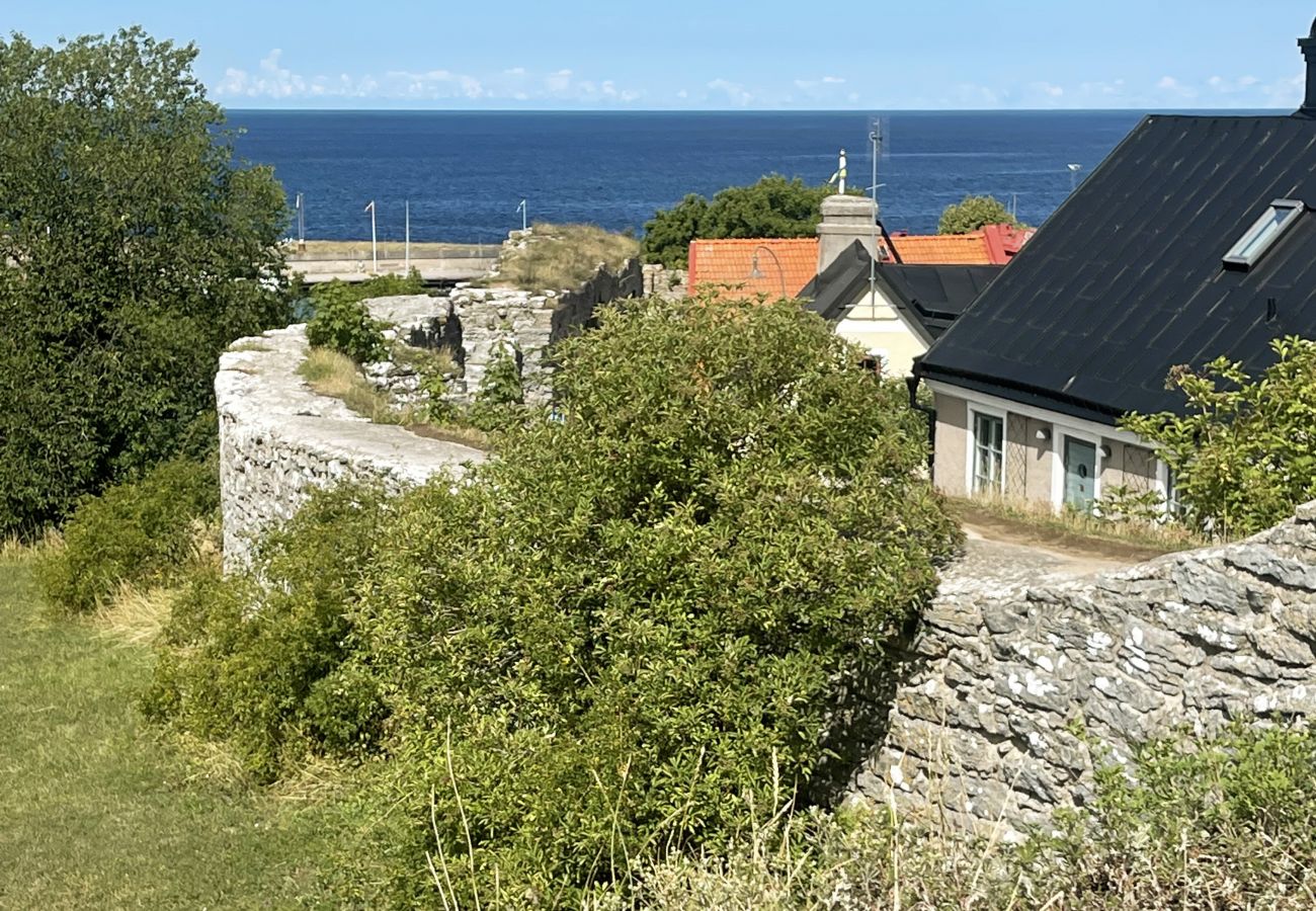 Stuga i Lärbro - Genuint Bulhus på norra Gotland nära Slite | SE12014