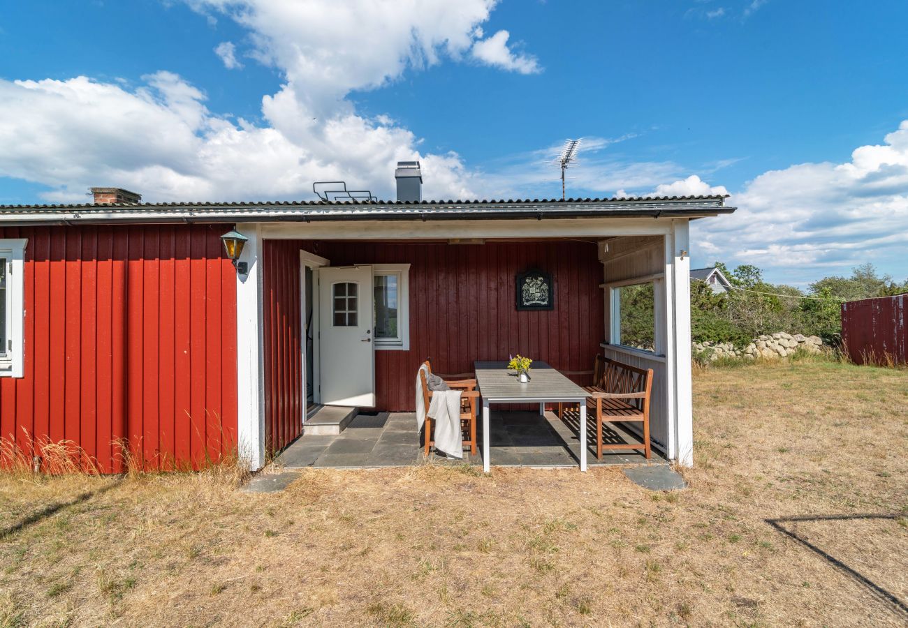 Stuga i Borgholm - Trevlig sommarstuga på nordöstra Öland | SE04014