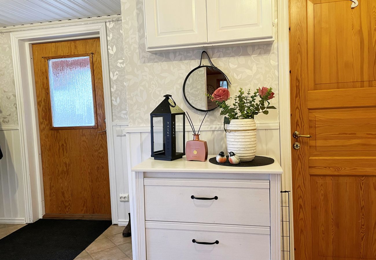 Stuga i Rydaholm - Rymligt semesterhus i Hjortsjö, Rydaholm |SE07038