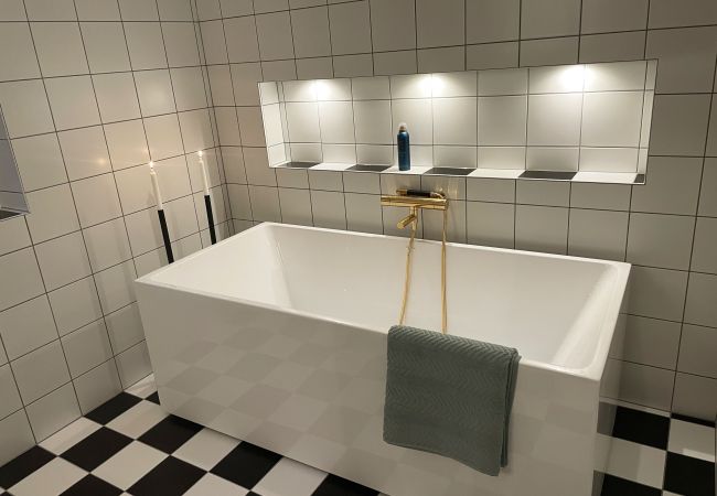 Stuga i Ljungby - Fantastiskt semesterhus med egen sjötomt vid Bolmen, Ljungby | SE06053 Stuga i Ljungby - Fantastiskt semesterhus med egen sjötomt vid Bolmen, Ljungby | SE06053