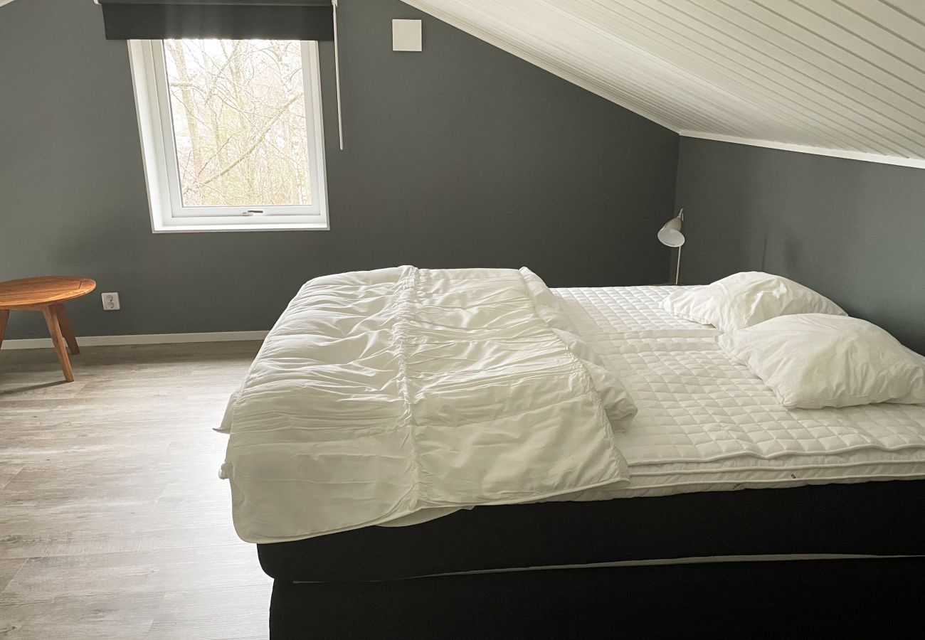 Stuga i Ljungby - Fantastiskt semesterhus med egen sjötomt vid Bolmen, Ljungby | SE06053
