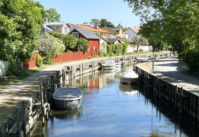 Stuga i Trosa - Trevligt hus i Trosa med närhet till havet | SE13016