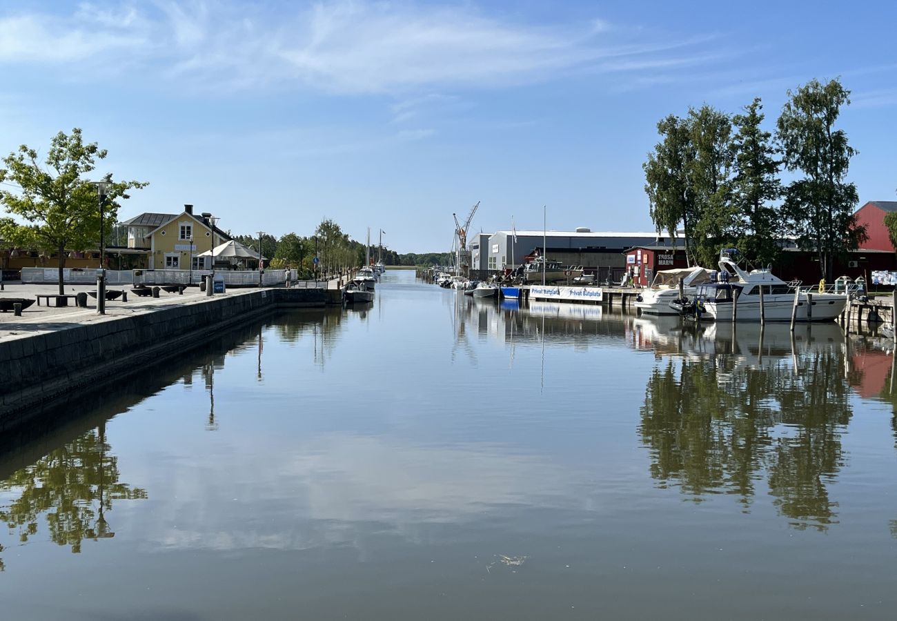 Stuga i Trosa - Trevligt hus i Trosa med närhet till havet | SE13016