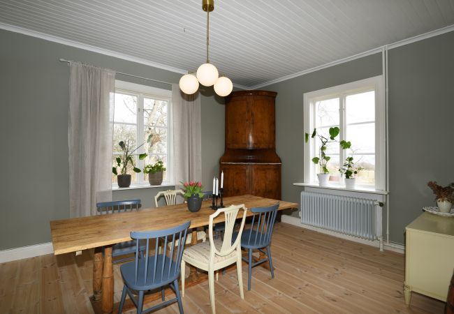 Stuga i Hjo - Rymligt hus i Hjo vid Vättern med fantastisk utsikt | SE08044 Stuga i Hjo - Rymligt hus i Hjo vid Vättern med fantastisk utsikt | SE08044