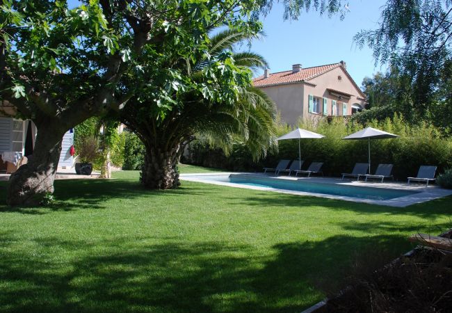 Villa i Saint-Tropez - Villa Romana - Etoiles du Sud