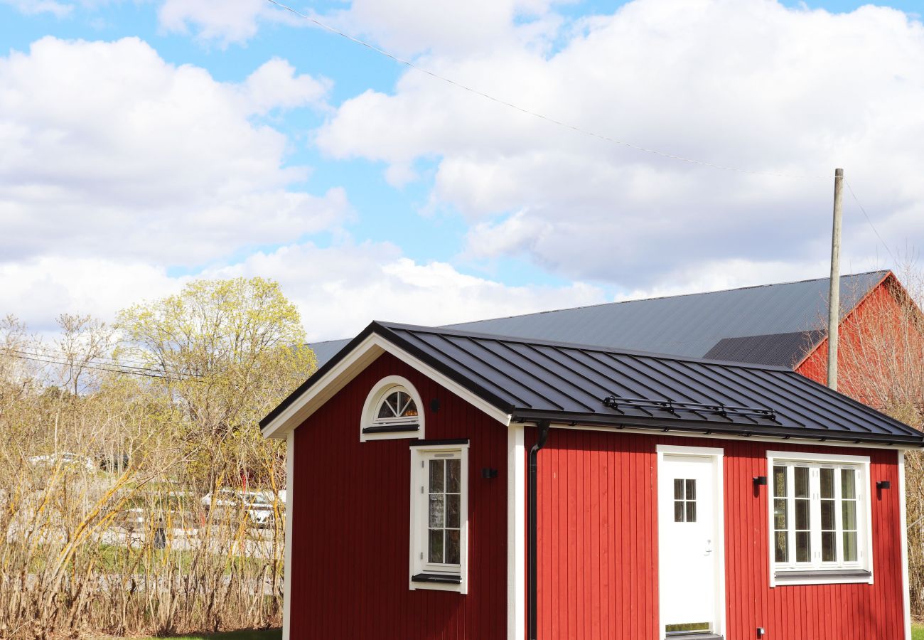 Stuga i Drottningholm - Charmigt semesterboende på Lovön, Ekerö | SE13006 