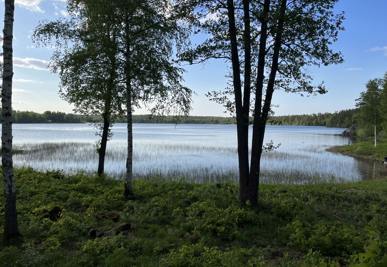 Stuga i Fagerhult - Trevlig sommarstuga vid Kiasjön, Fagerhult | SE05033