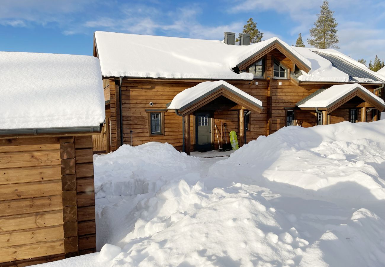 Stuga i Idre - Modern fjällstuga i Idre med bastu | SE19017