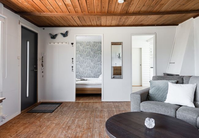 Stuga i Mörbylånga - Trivsam stuga på Öland med panoramautsikt över Kalmarsund | SE04023 Stuga i Mörbylånga - Trivsam stuga på Öland med panoramautsikt över Kalmarsund | SE04023