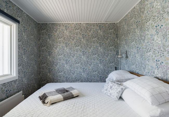 Stuga i Mörbylånga - Trivsam stuga på Öland med panoramautsikt över Kalmarsund | SE04023 Stuga i Mörbylånga - Trivsam stuga på Öland med panoramautsikt över Kalmarsund | SE04023