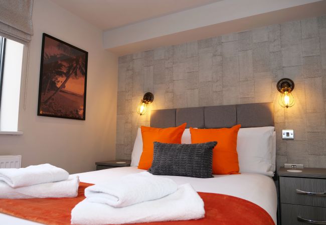 Lägenhet i Birmingham - ★ Silver Forge - Lux 2 Bed - 2x En Suite - Siena Suite - City Centre