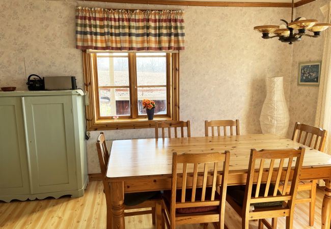 Stuga i Virserum - Äldre mangårdsbyggnad i Virserum med närhet till sjö | SE05034 Stuga i Virserum - Äldre mangårdsbyggnad i Virserum med närhet till sjö | SE05034