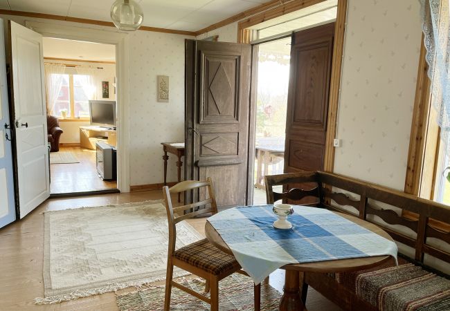 Stuga i Virserum - Äldre mangårdsbyggnad i Virserum med närhet till sjö | SE05034 Stuga i Virserum - Äldre mangårdsbyggnad i Virserum med närhet till sjö | SE05034