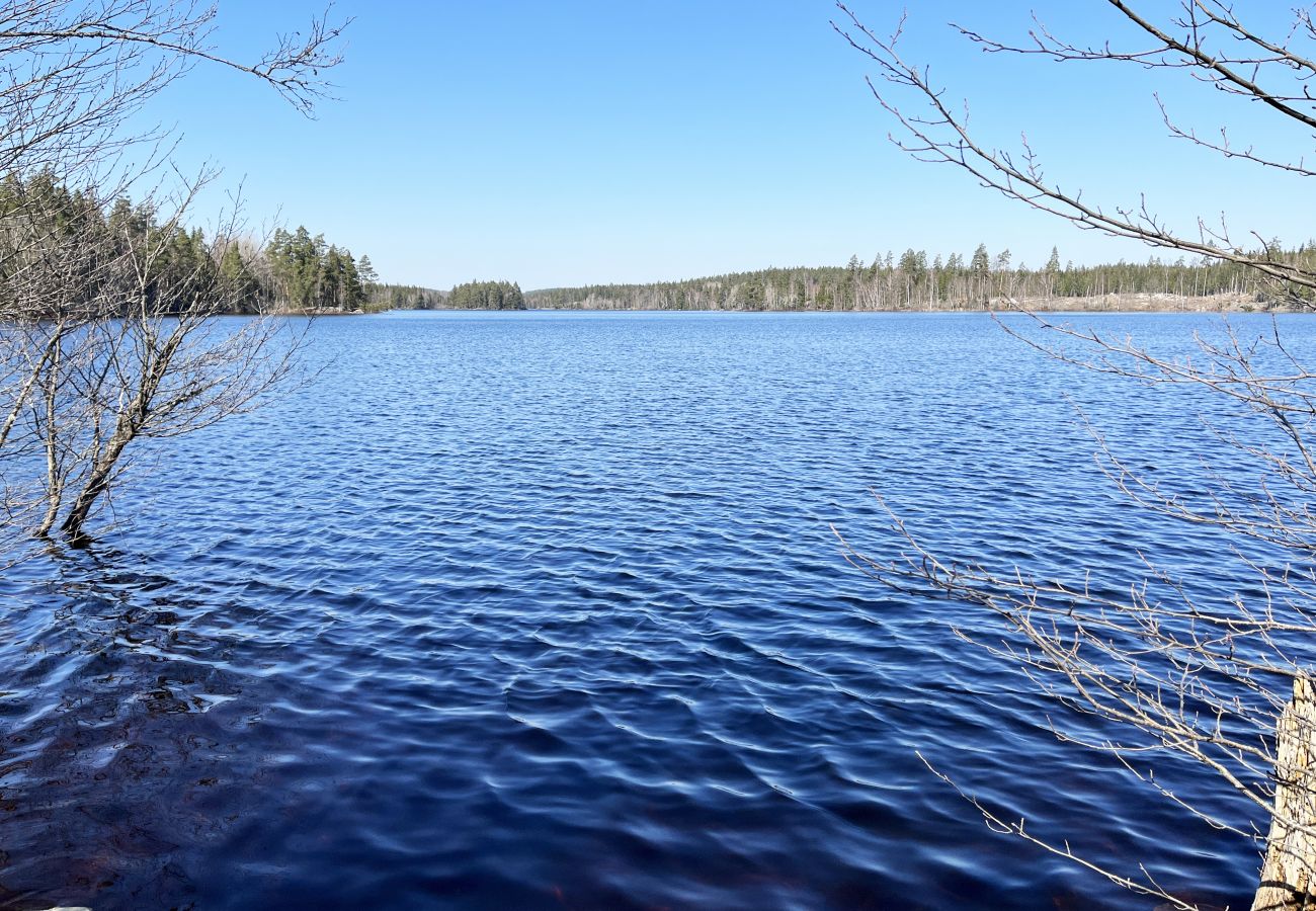 Stuga i Virserum - Äldre mangårdsbyggnad i Virserum med närhet till sjö | SE05034