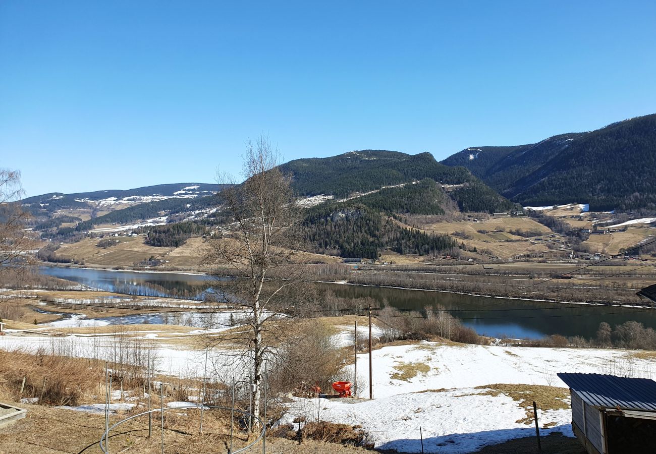 Stuga i Fåvang - Mysig stuga i Fångvang vid fjäll och fjord | NO08001