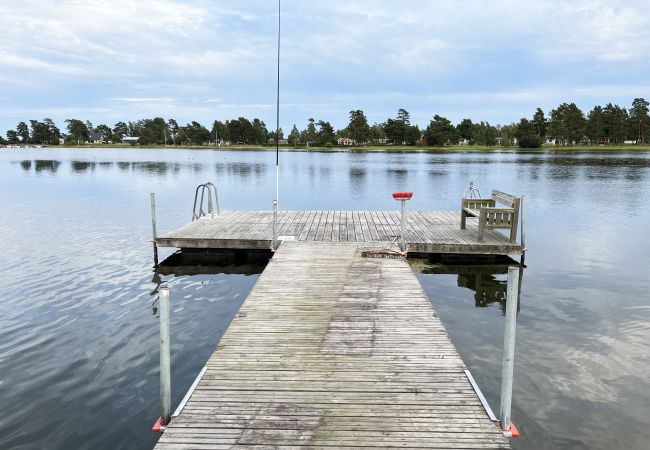 Stuga i Bergkvara - Fin stuga i Skäppevik med havsutsikt I SE05037