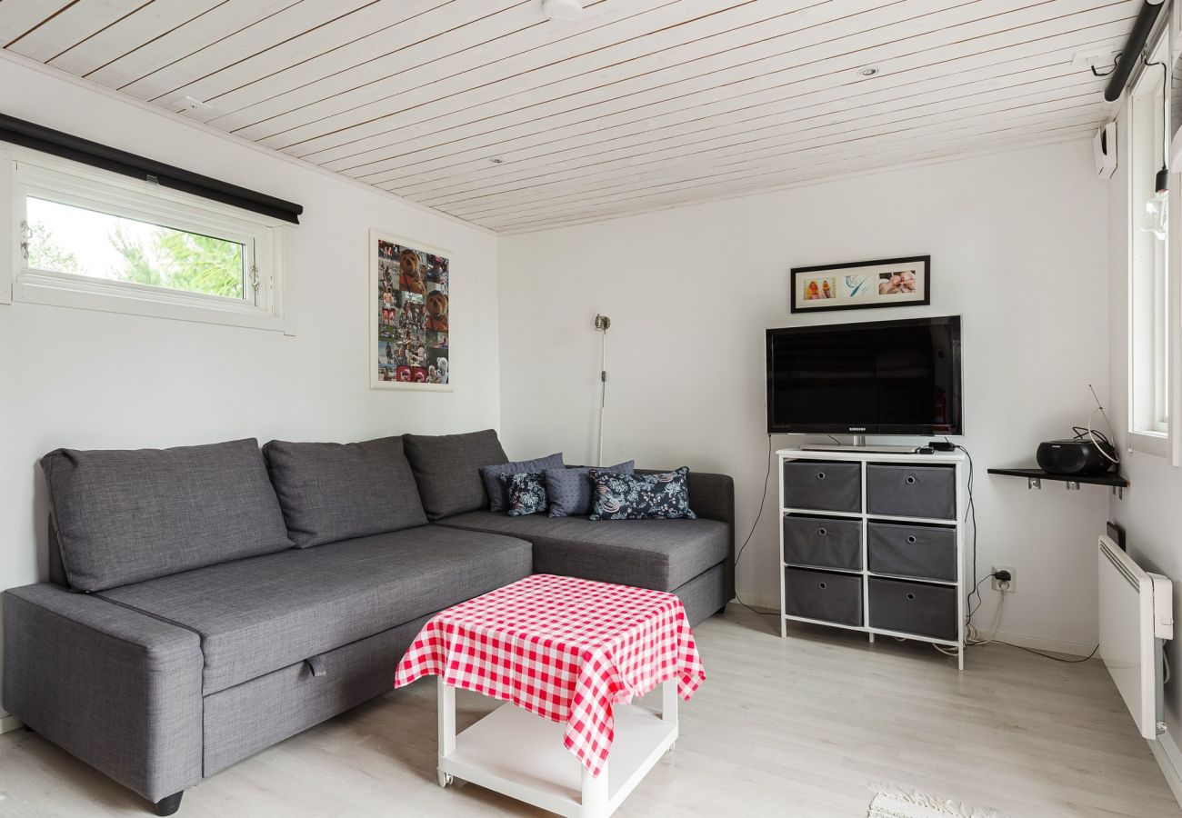 Stuga i Axmar - Havsnära semesterhus i Axmar, Gävle med 10 bäddar | SE20004 