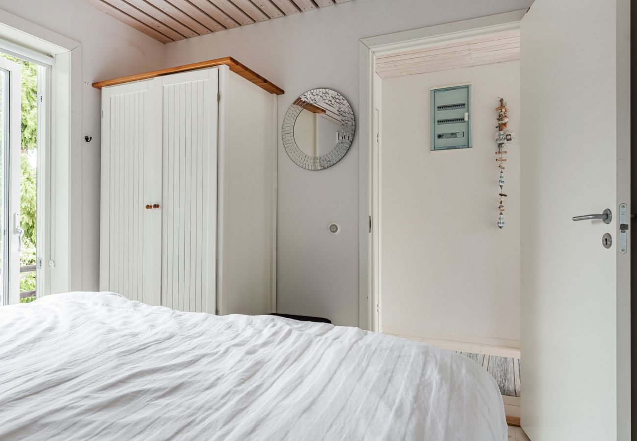 Stuga i Axmar - Havsnära semesterhus i Axmar, Gävle med 10 bäddar | SE20004 