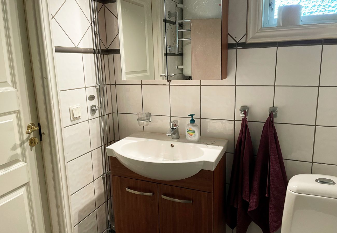 Stuga i Ljungby - Trevligt semesterhus i Tallbacken utanför Ljungby | SE06059