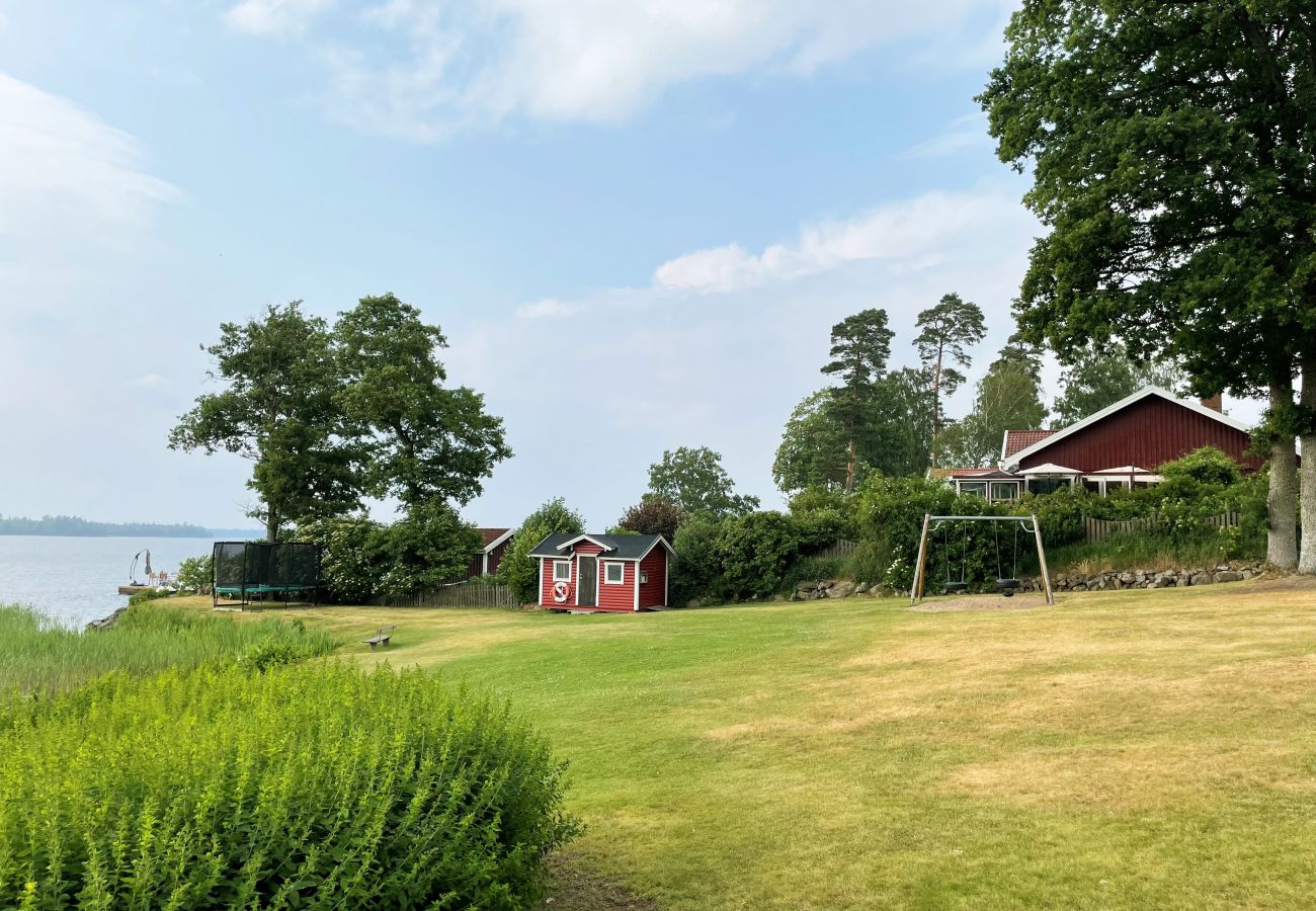 Stuga i Ljungby - Trevligt semesterhus i Tallbacken utanför Ljungby | SE06059