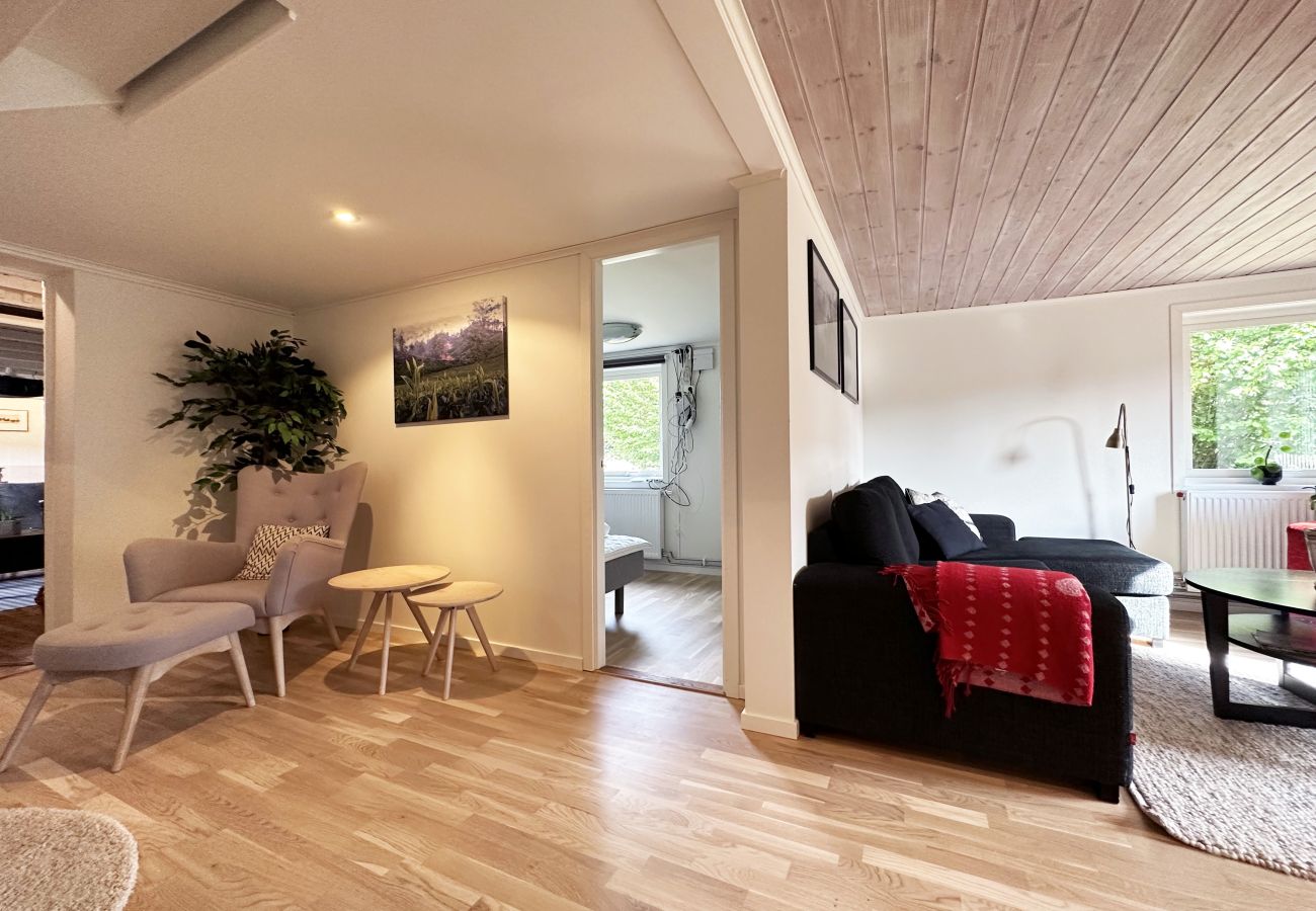 Stuga i Visby - Trevlig och rymlig stuga, Visby och Tofta | SE12019