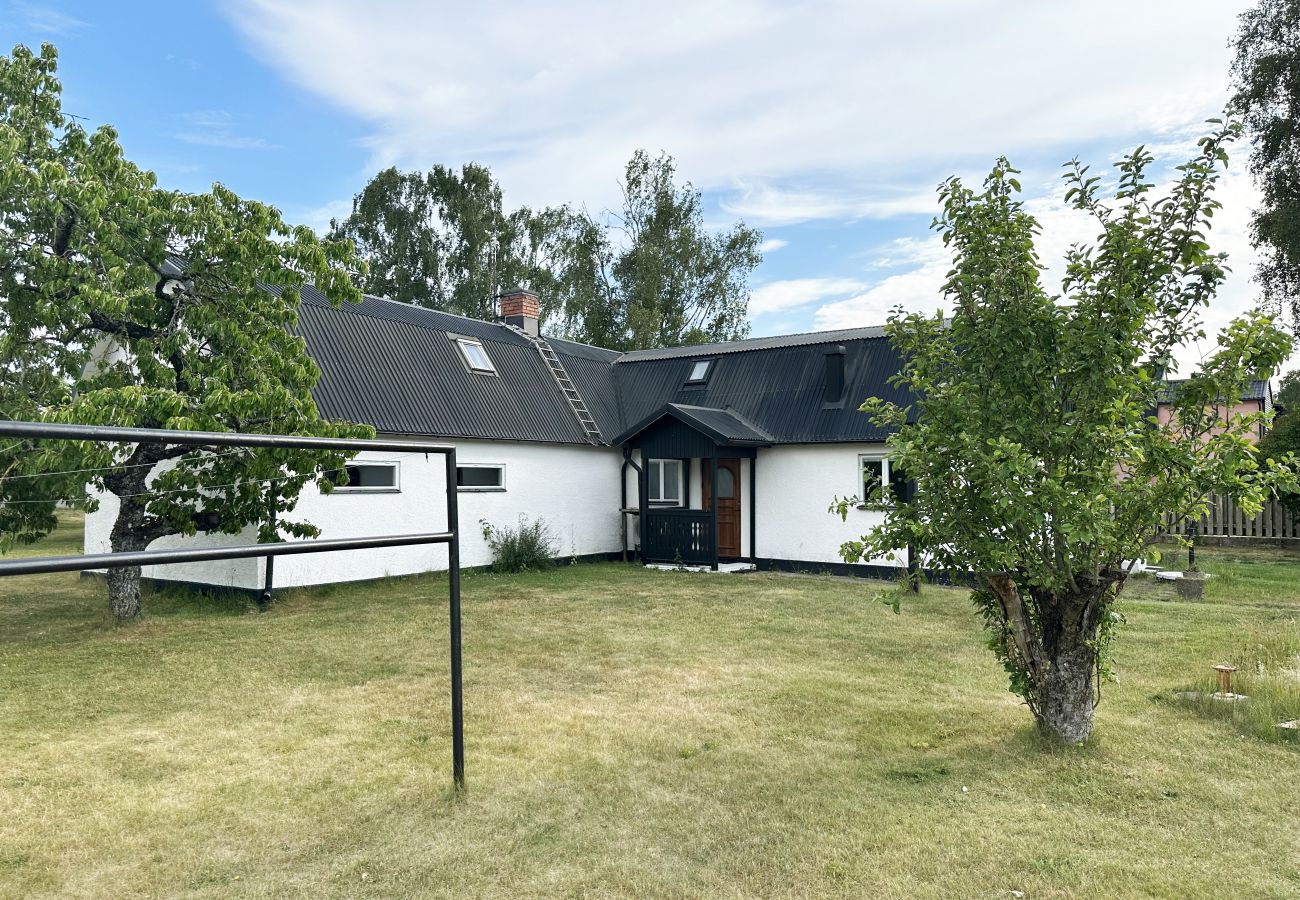 Stuga i Visby - Trevlig och rymlig stuga, Visby och Tofta | SE12019