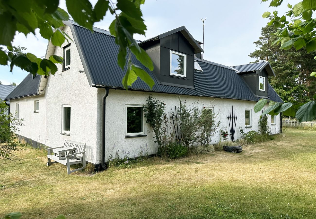 Stuga i Visby - Trevlig och rymlig stuga, Visby och Tofta | SE12019