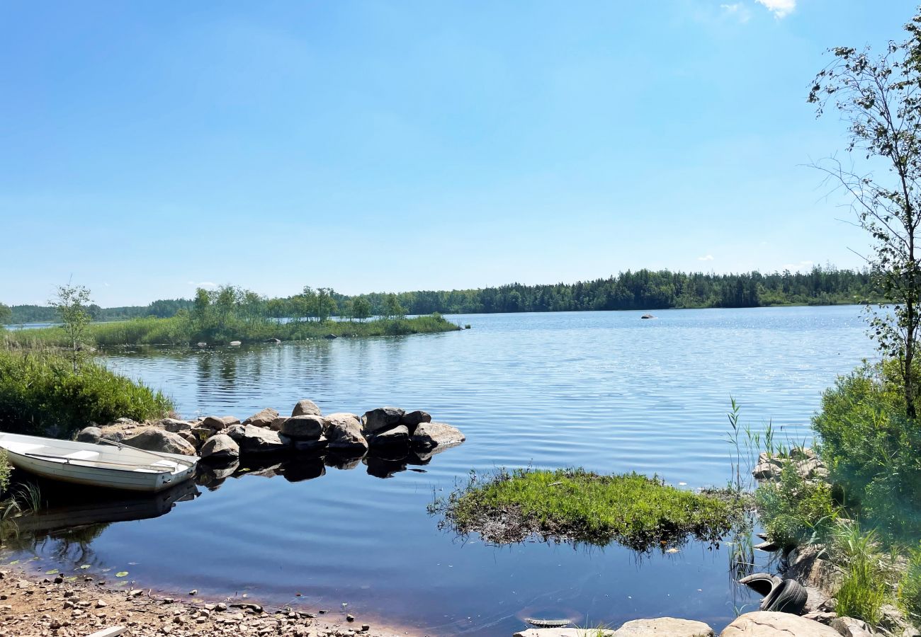 Stuga i Markaryd - Trevligt semesterhus på Kraxagården utanför Markaryd | SE06061