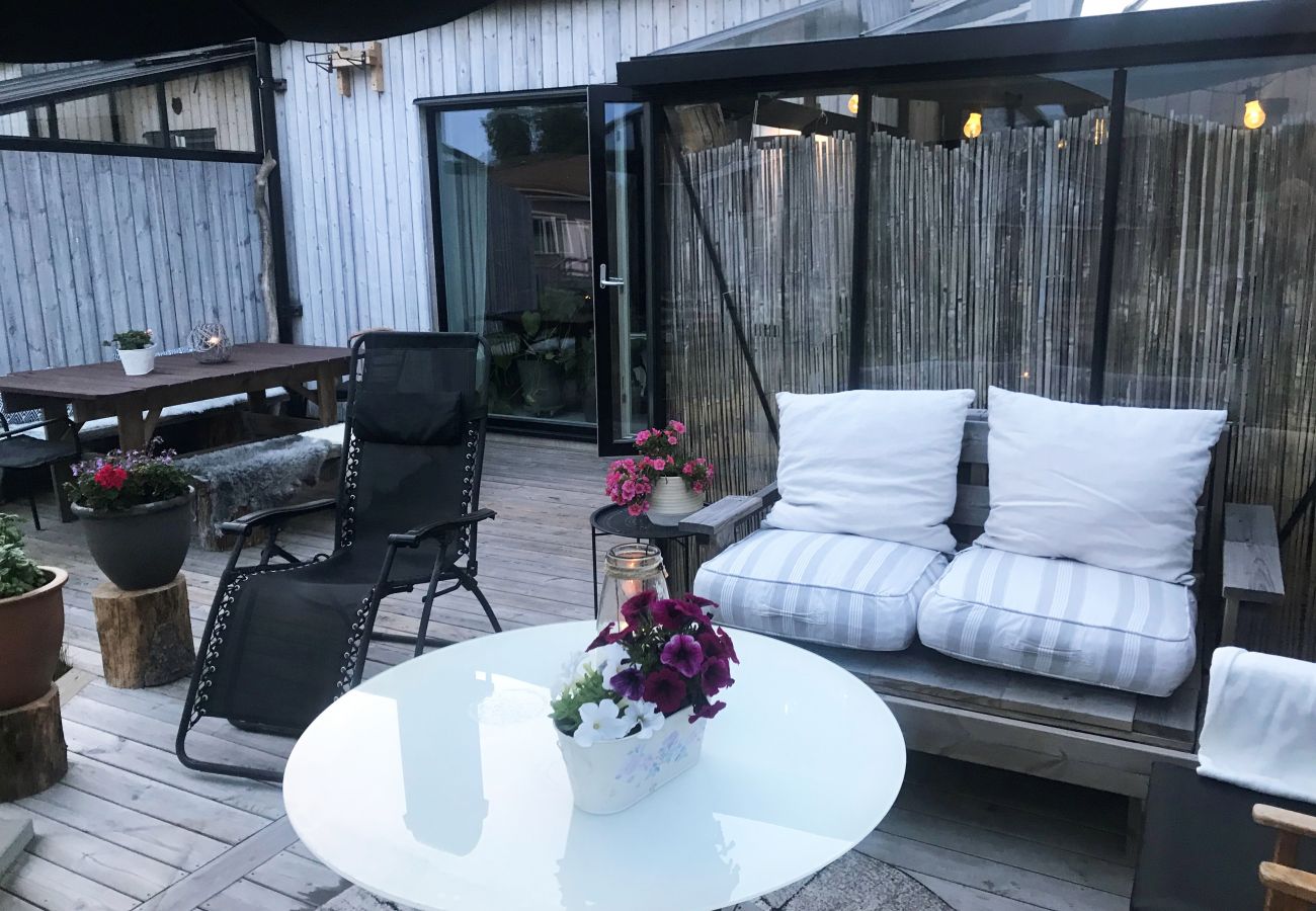 Stuga i Rimbo - Modernt semesterboende i Ekebyholm, Rimbo | SE13035