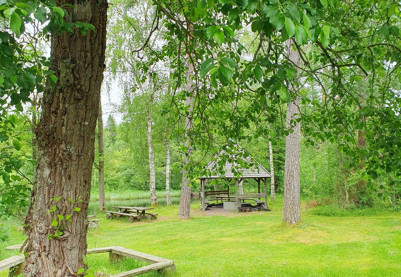 Stuga i Knäred - Trevlig stuga vid Lagan, Knäred | SE02067