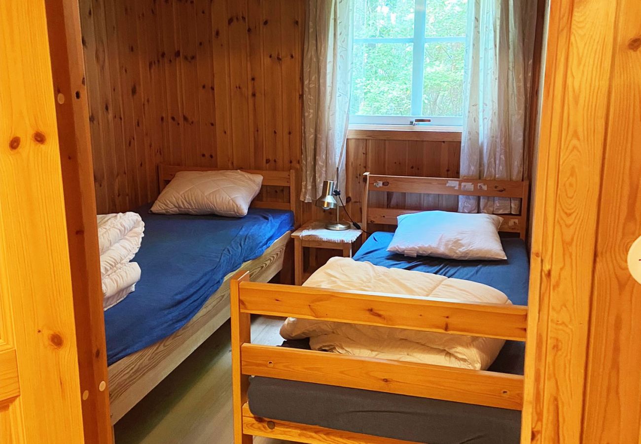 Stuga i Knäred - Semesterstuga i Knäred intill Lagan och naturen | SE02089