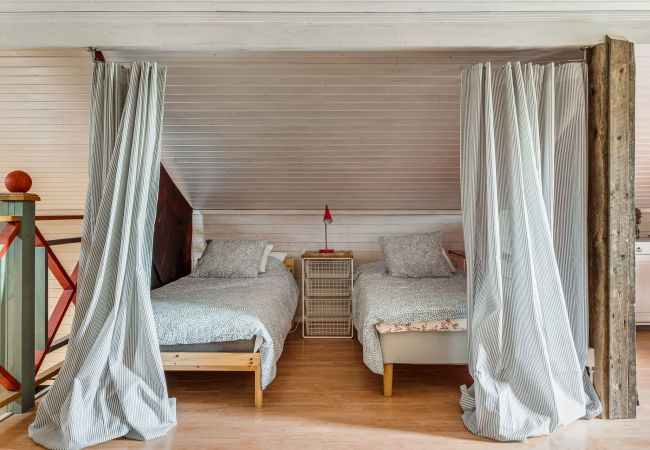 Stuga i Kungsgården - Charmigt semesterhus i Kungsgården, Gästrikland | SE20007  Stuga i Kungsgården - Charmigt semesterhus i Kungsgården, Gästrikland | SE20007