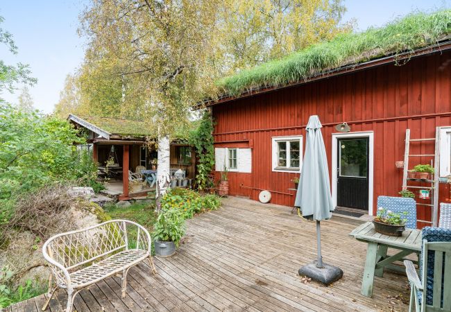 Stuga i Kungsgården - Charmigt semesterhus i Kungsgården, Gästrikland | SE20007 