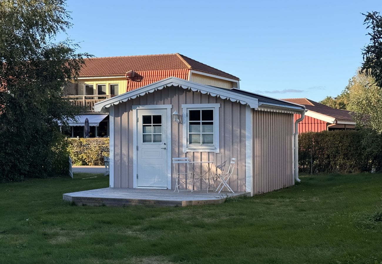Stuga i Vejbystrand - Mysigt boende med gångavstånd till havet | SE01057