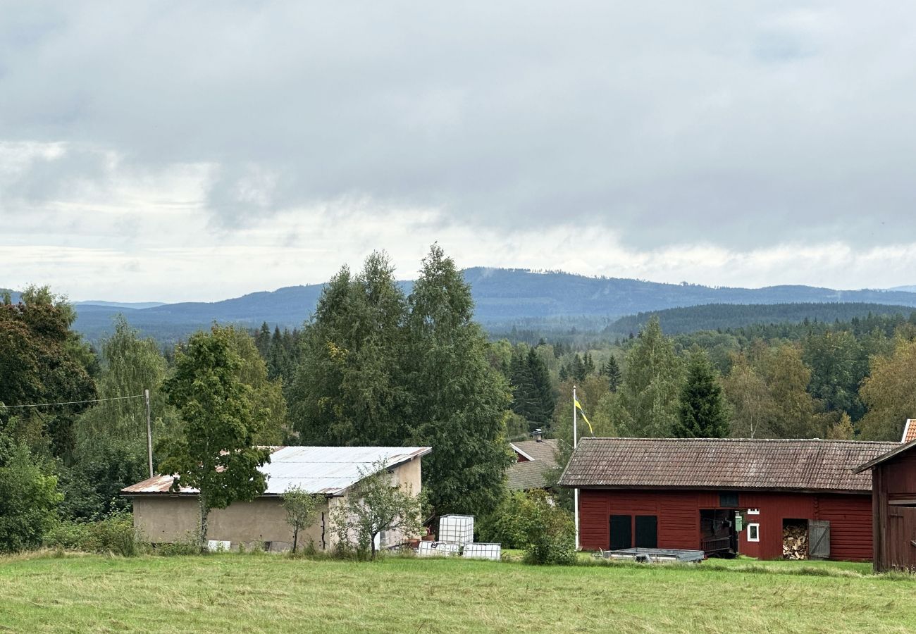 Stuga i Nås - Vildmarkstuga i Nås nära Västerdalälven | SE19001
