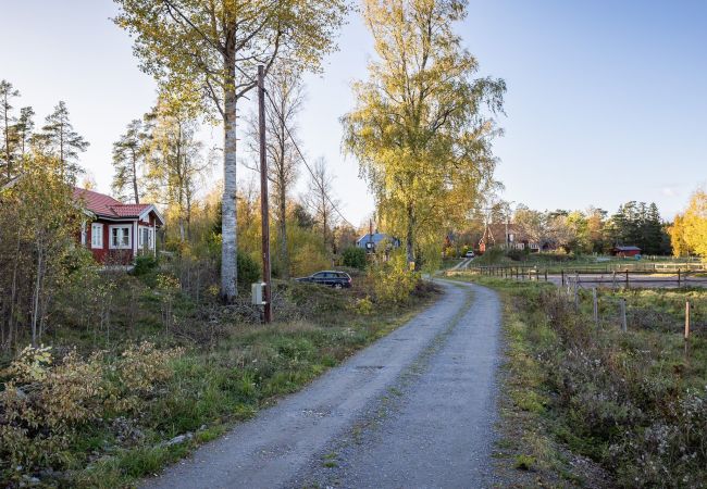 Stuga i Rånäs - Mysigt hus med naturen som granne, Rånäs-Rimbo | SE13038