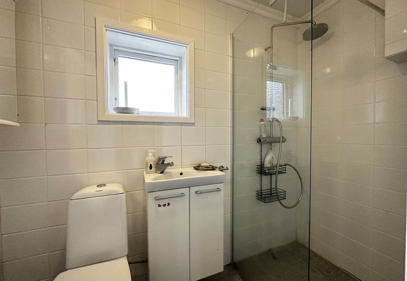 Stuga i Henån - Staynordic | Mycket trevlig villa på nordvästra Orust | SE09043