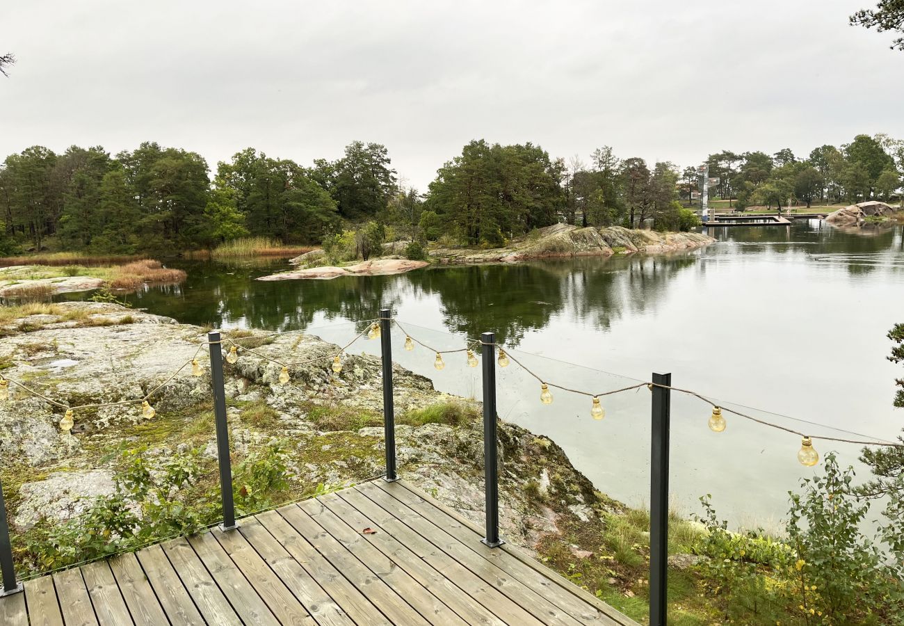 Stuga i Oskarshamn - Fin stuga belägen på en havstomt utanför Oskarshamn | SE05047