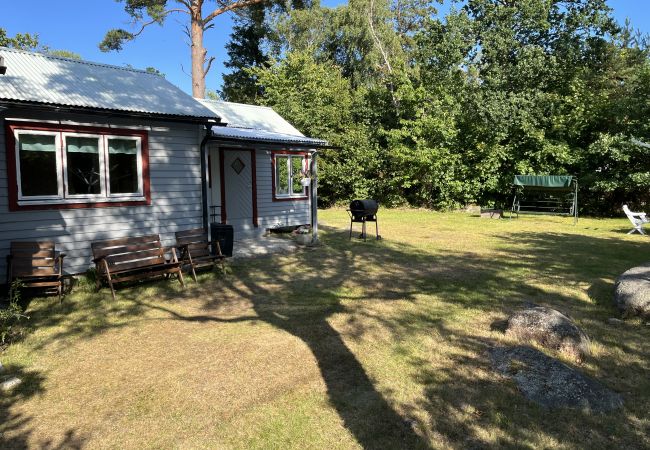 Stuga i Färjestaden - Trevlig stuga med gångavstånd till Färjestaden | SE04040 Stuga i Färjestaden - Trevlig stuga med gångavstånd till Färjestaden | SE04040