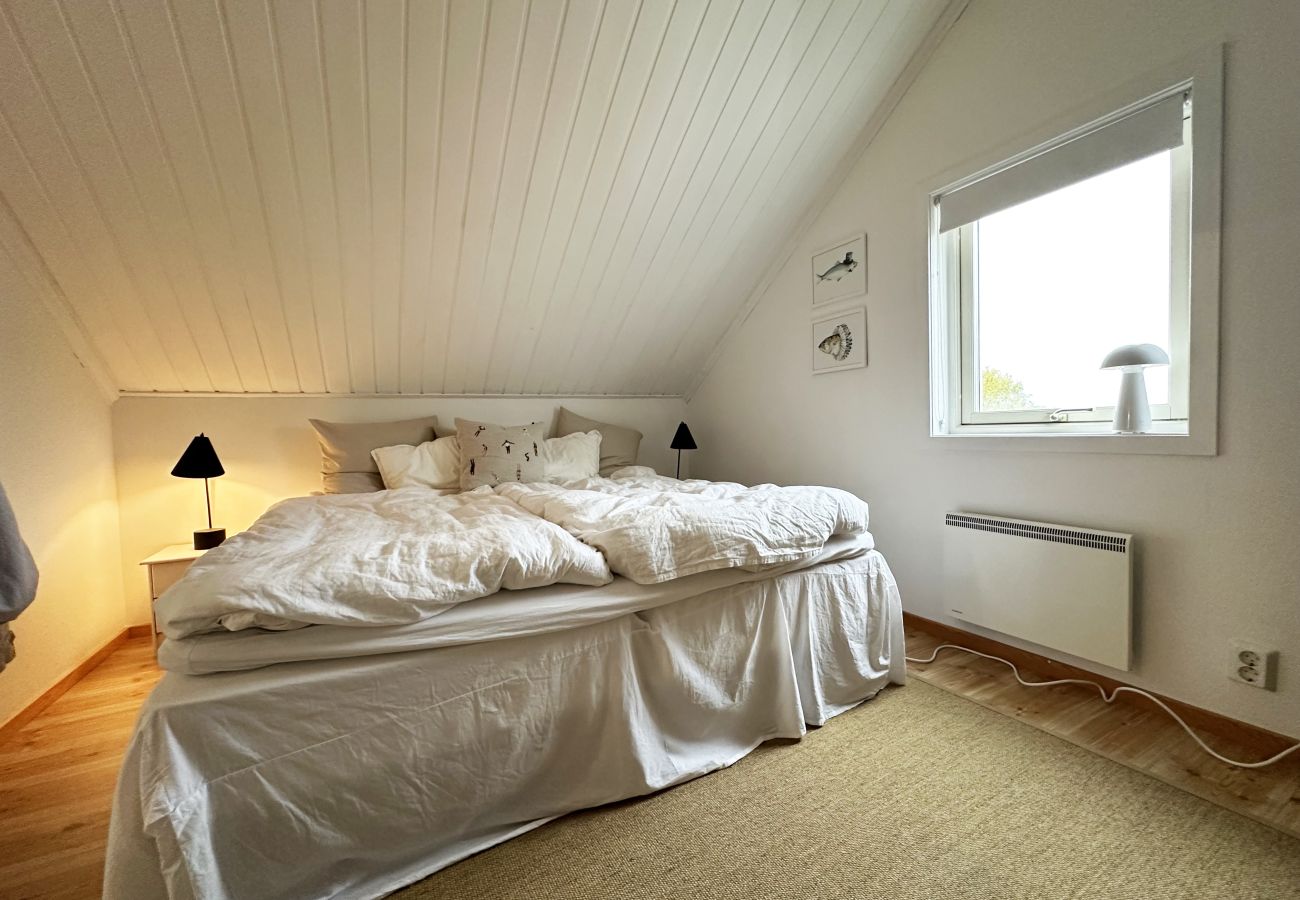 Stuga i Fjällbacka - Modern och mysig stuga nära vackra Fjällbacka | SE09044