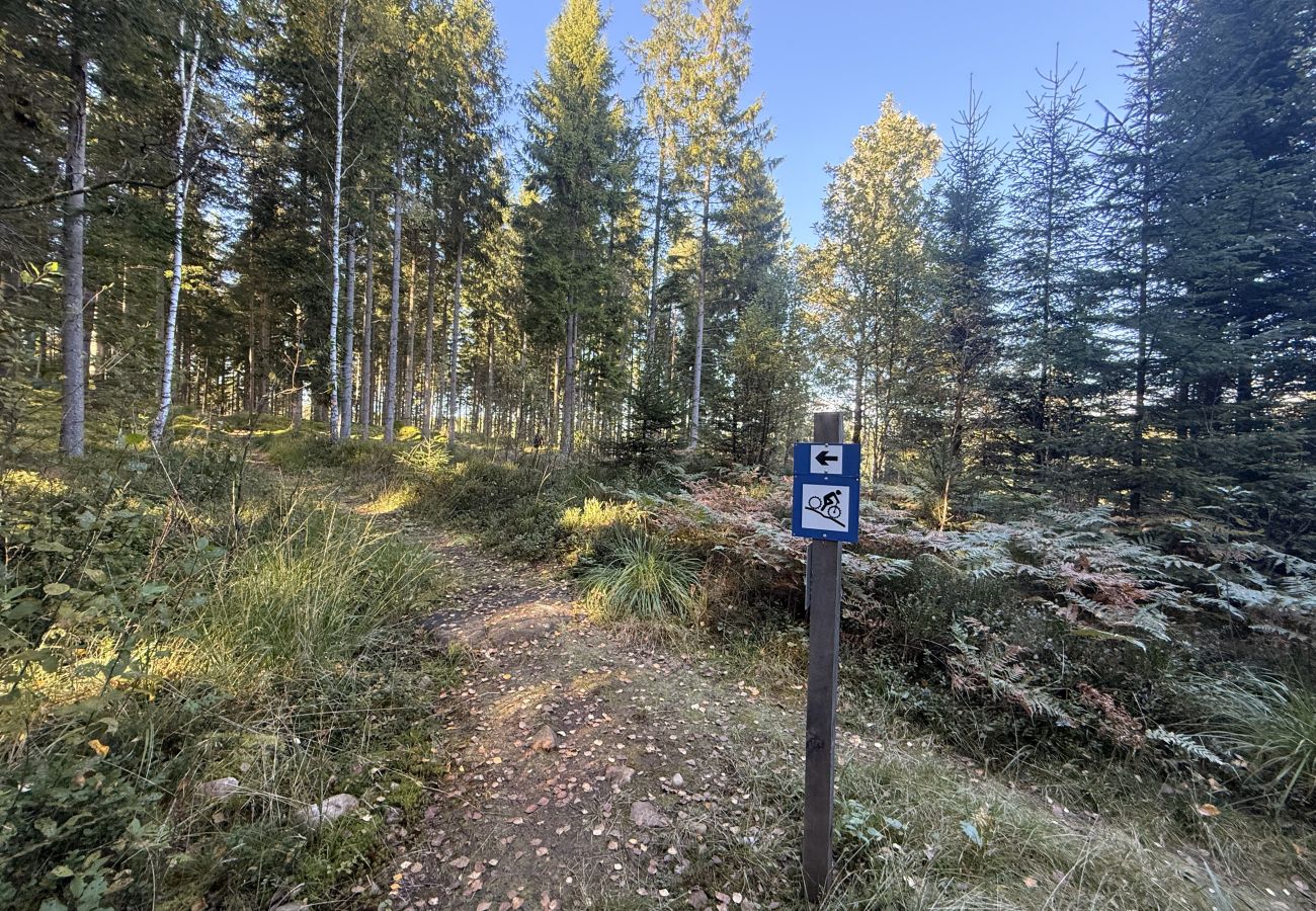 Stuga i Laholm - Semesterboende med stor naturupplevelse nära Laholm | SE02090